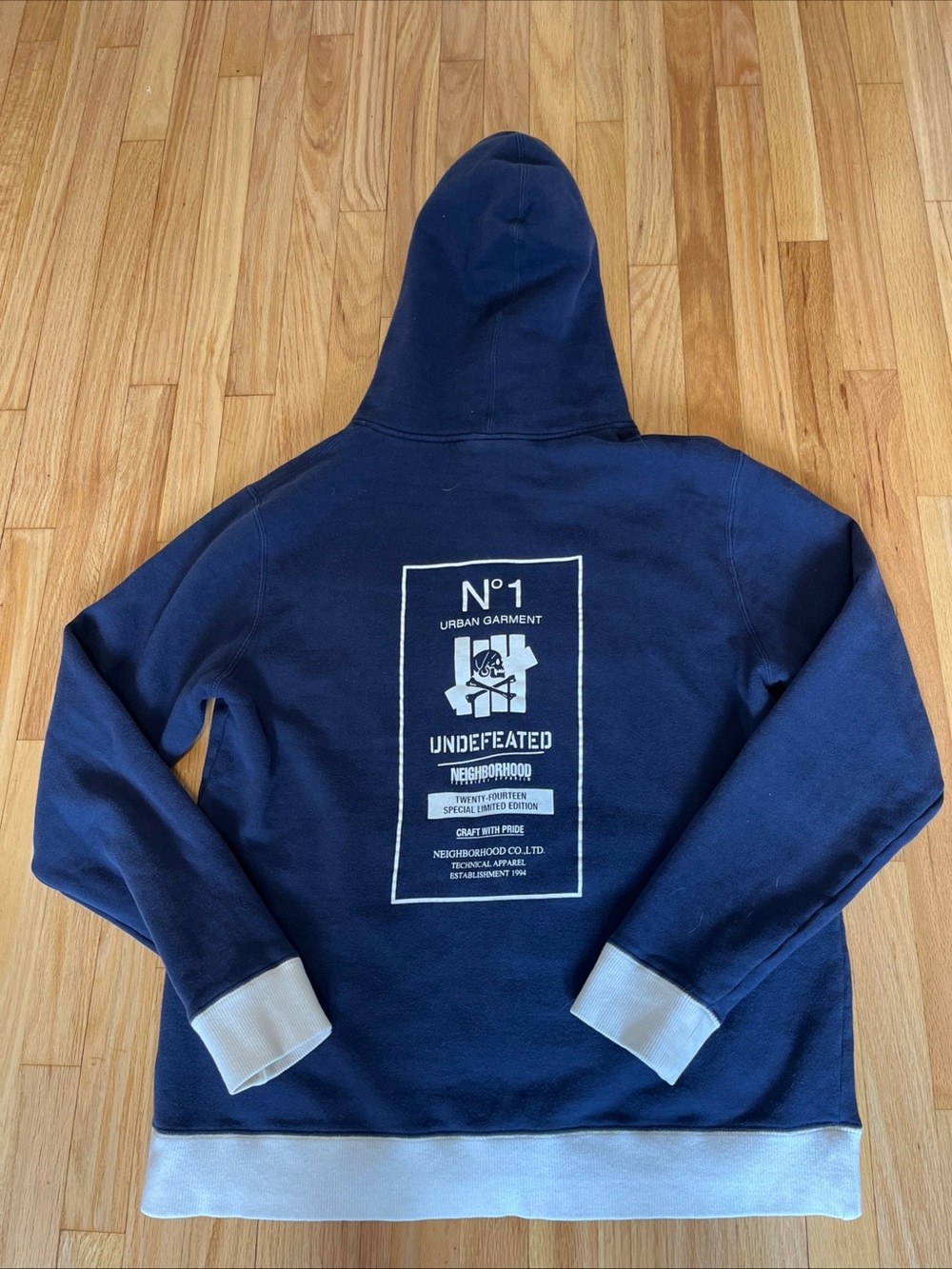 Undefeated X Neighborhood Hoodie Special Limited Edition 2014 Jacket Size Large